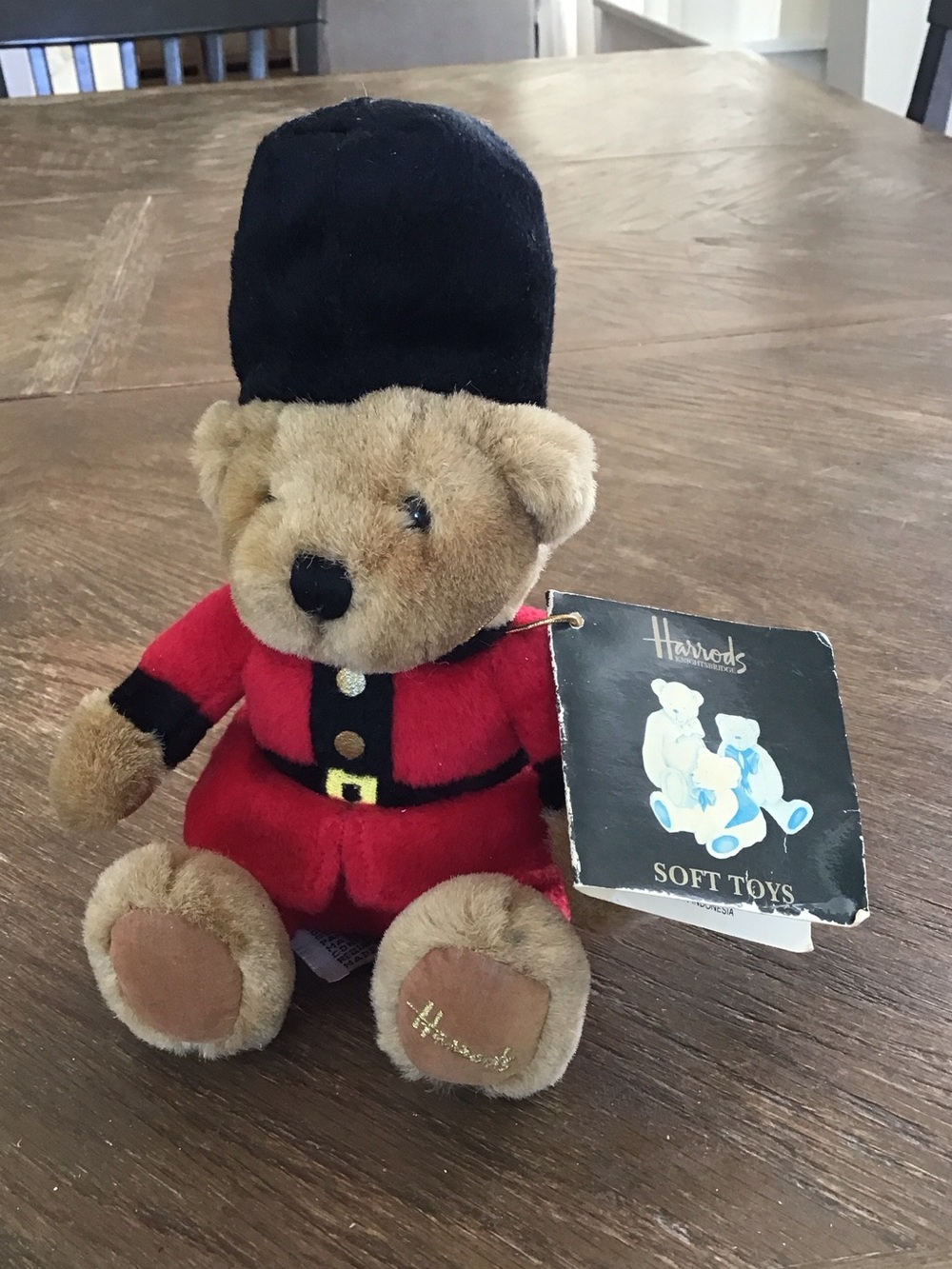 Harrods Guardsman Bear